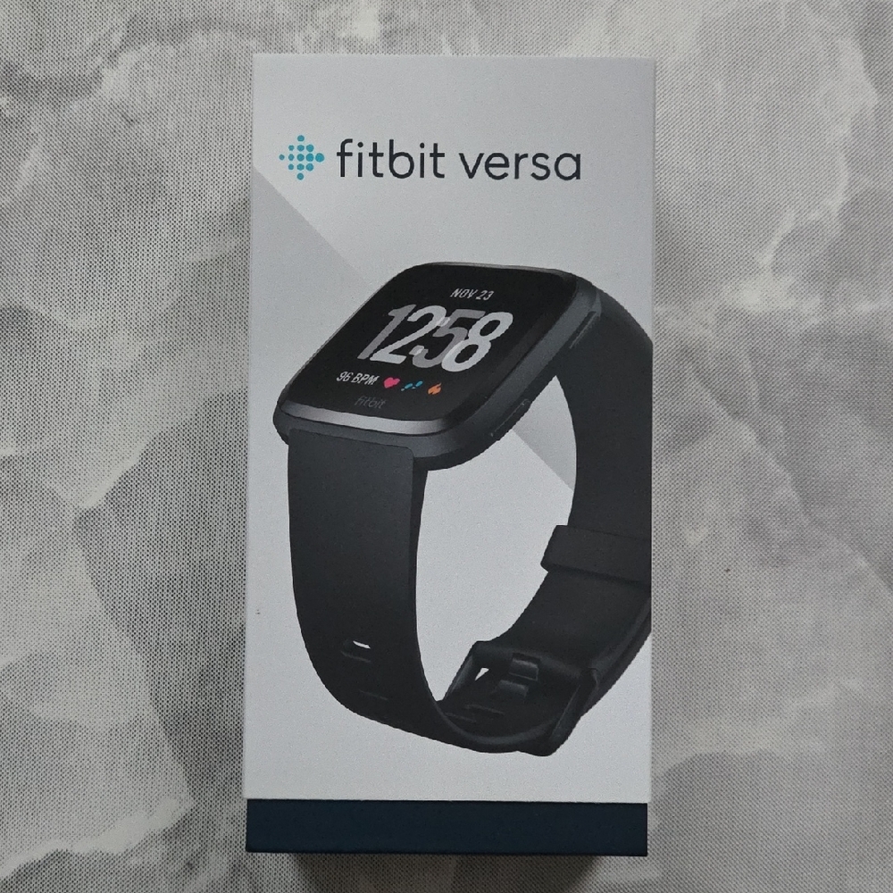 Fitbit Versa Smart Watch